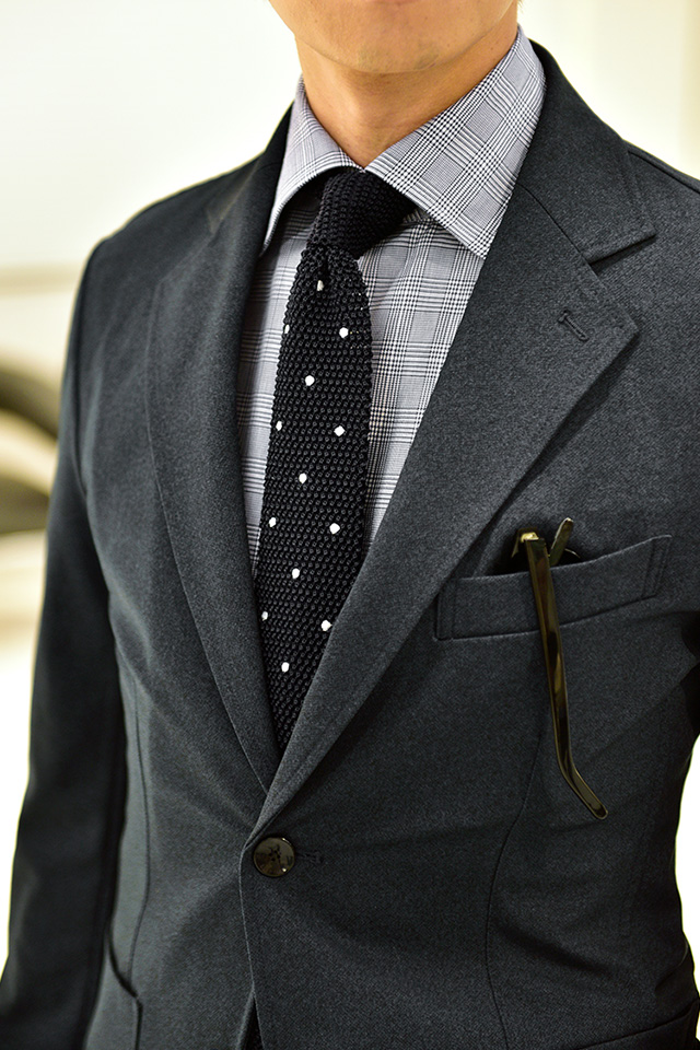 Gentle Light -新・働く男のスーツ選び- | EDIFICE｜EDIFICE｜特集