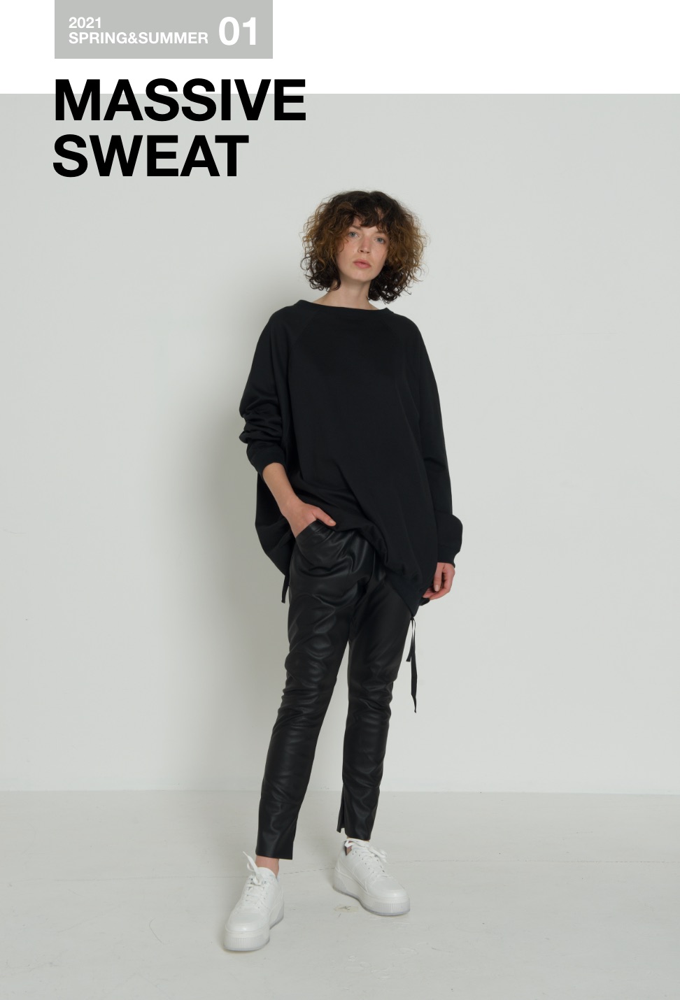 COGTHEBIGSMOKE MASSIVE SWEAT ブラック COGTHEBIGSMOKE（コグザビッグスモーク）の「【COGTHEBIGSMOKE