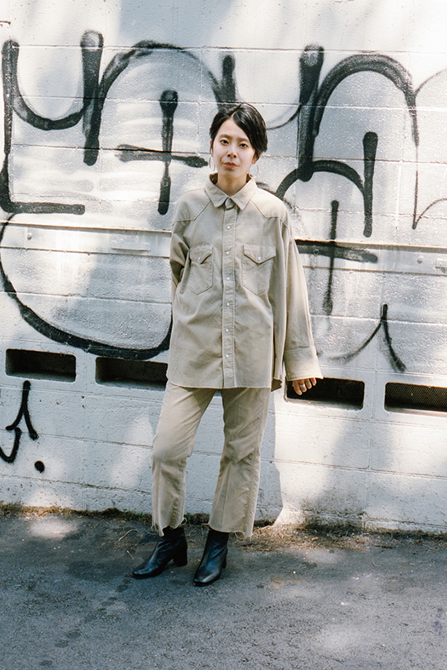 JOURNAL STANDARD Wrangler別注コールウエスタンシャツ Wrangler × JOURNAL STANDARD｜JOURNAL STANDARD LADYS｜特集