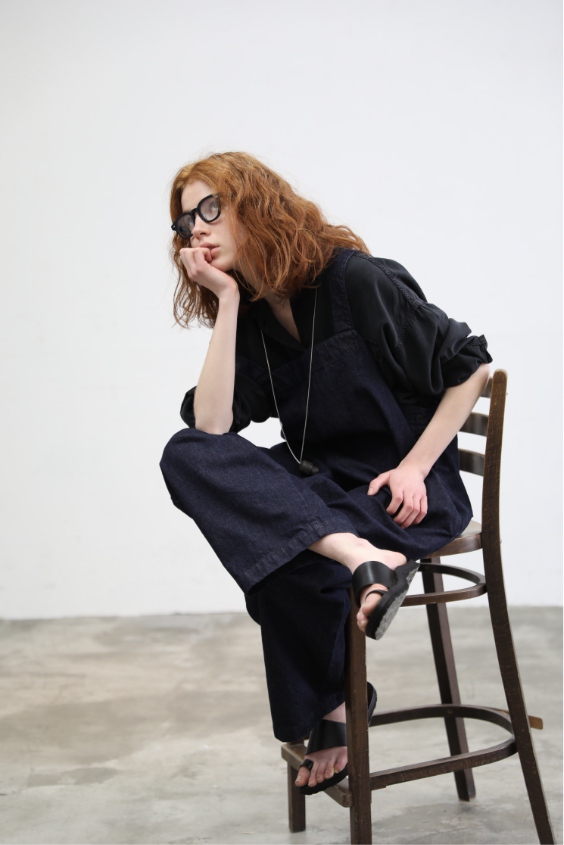 journal standard luxe In her studio