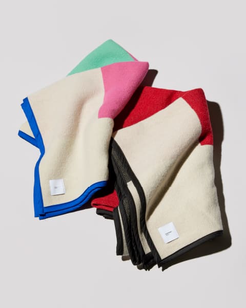 EDIFICE Holiday Gift Collection 2023 WELCOME