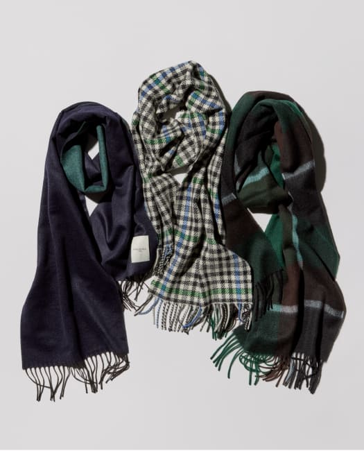 EDIFICE Holiday Gift Collection 2023 WELCOME