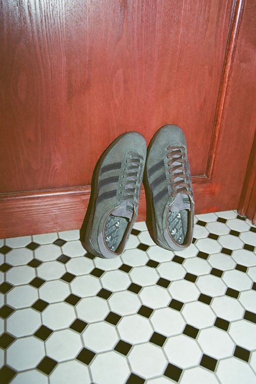adidas Originals for JOURNAL STANDARD Sneakers “TOBACCO” & Tracksuit
