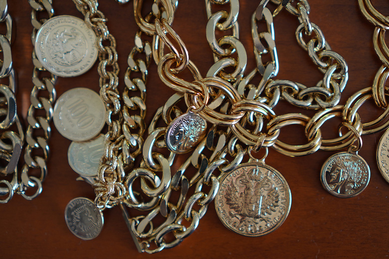 it jewelry!