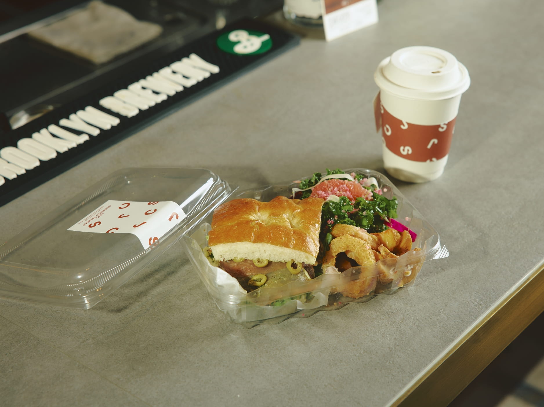 フォカッチャサンド&2デリSET / ドリンクバー付