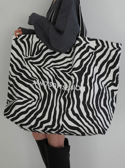 Tote bag (Large)