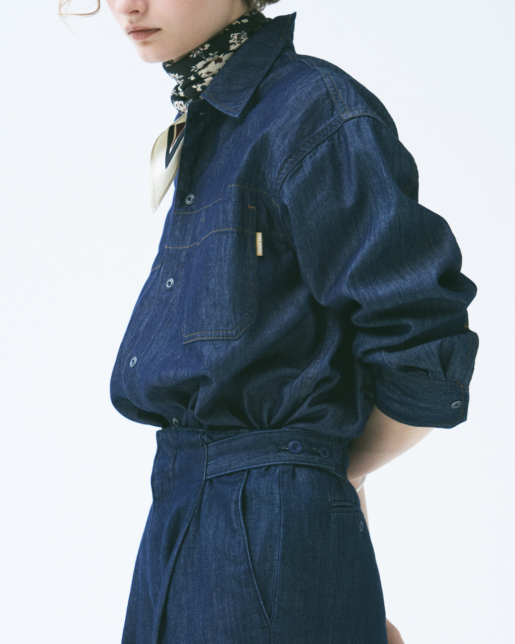 LOOK 08