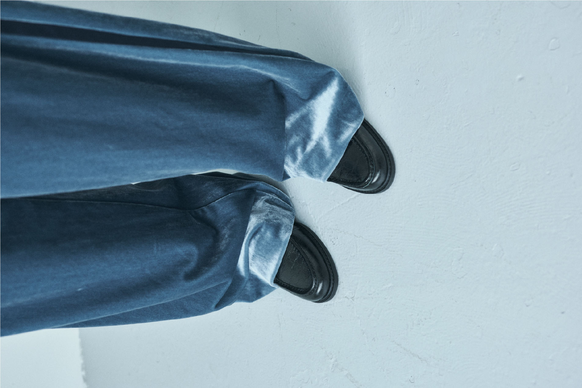 LOOK 04