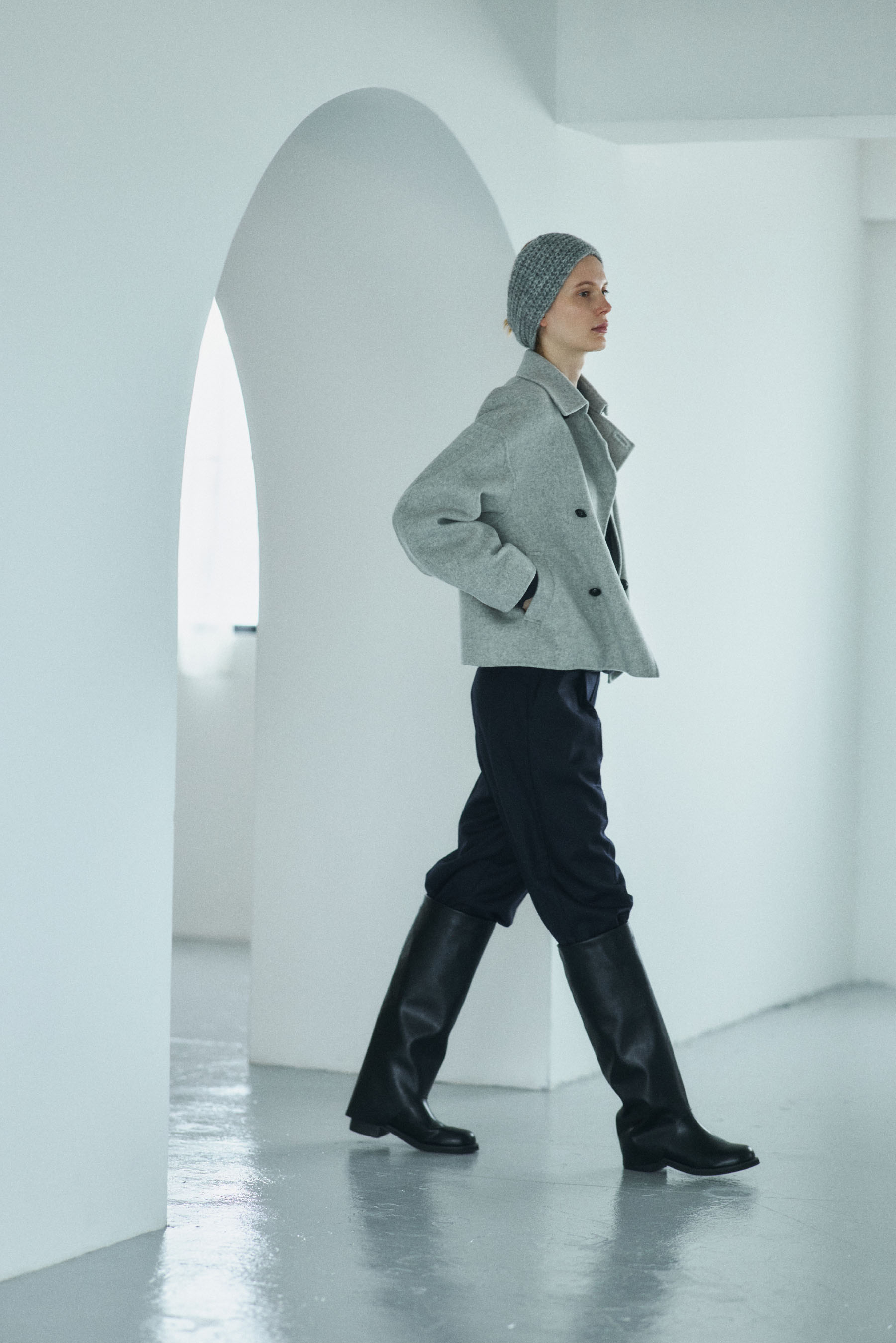 LOOK 06